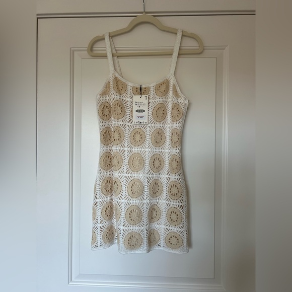 Zara Dresses & Skirts - Zara NWT Crochet Mini Dress in White and Tan size M